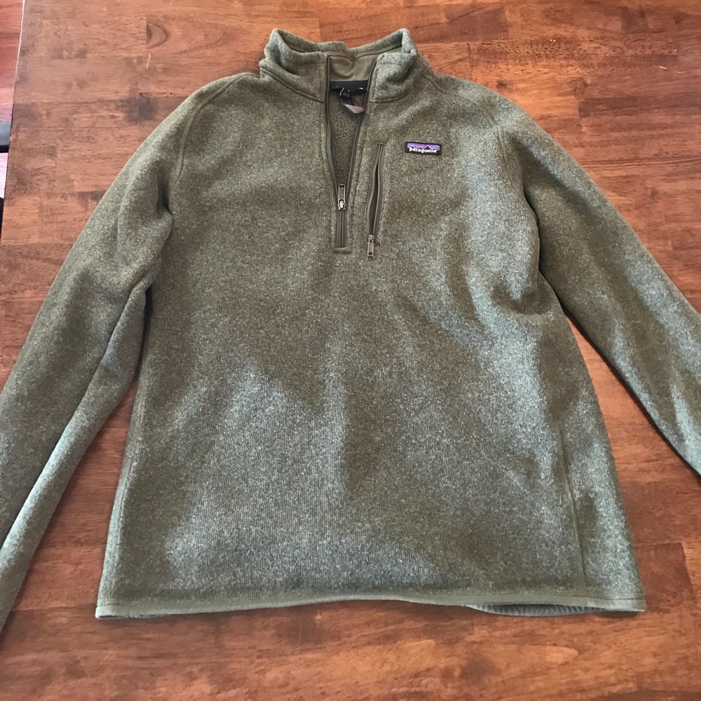 Patagonia large green quarter zip pullover